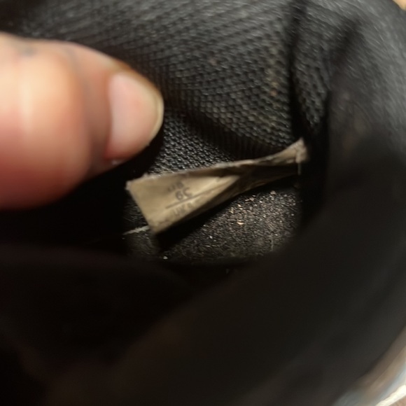 Jordans sz 6c - Picture 4 of 4